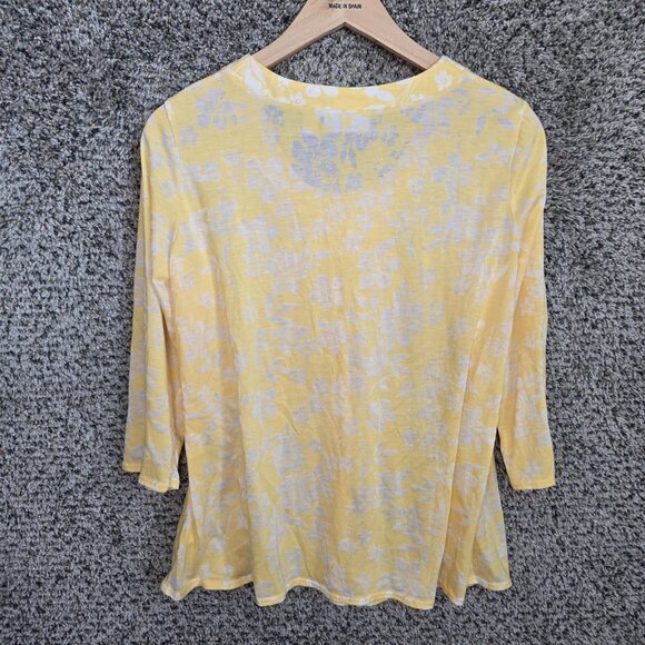 Susan Graver Top Womens Medium Yellow Scoop Neck Burnout Floral Print Tee Casual - Picture 7 of 7